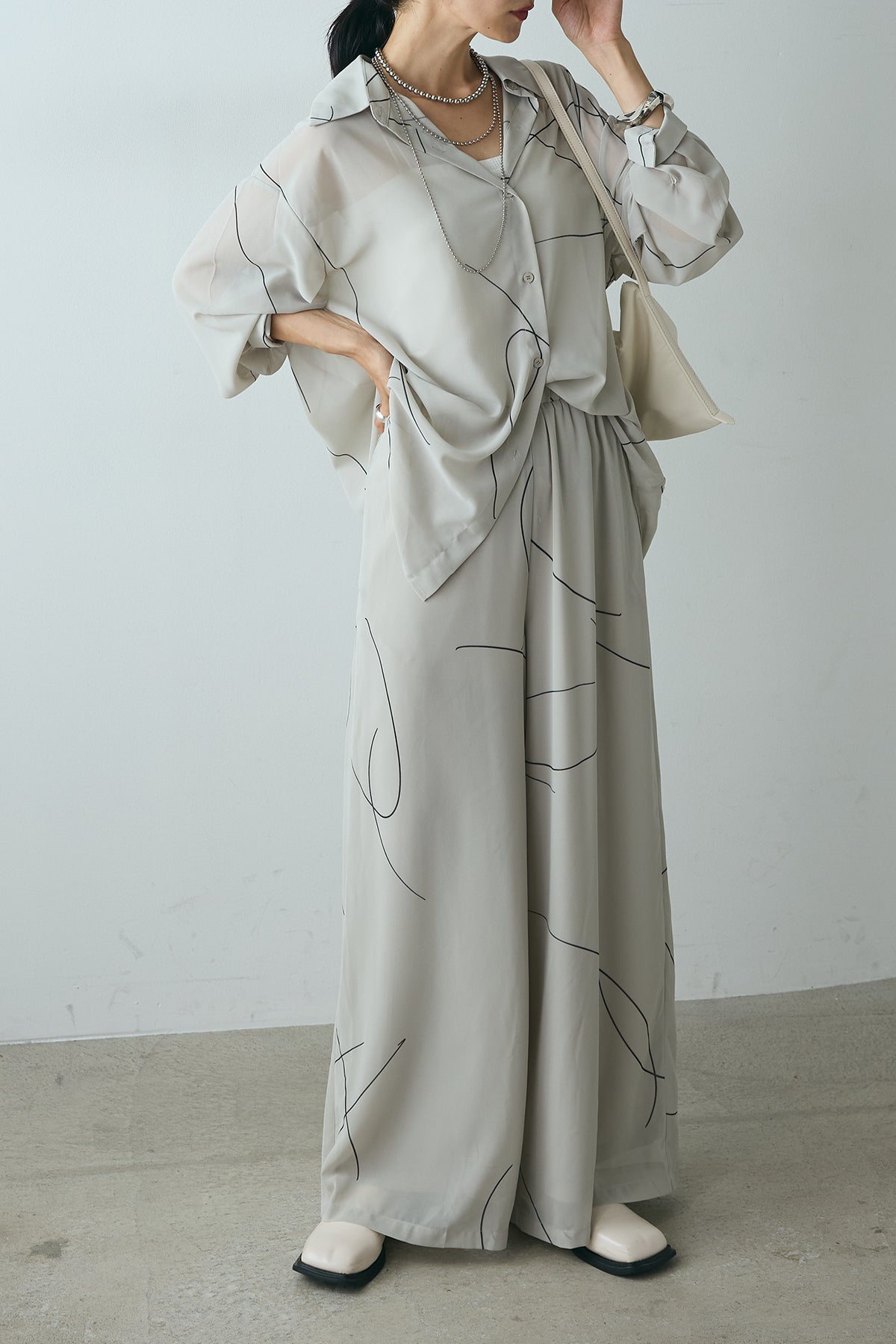 SET]ニュアンスライン柄シアーシャツ+ニュアンスライン柄ワイドパンツ