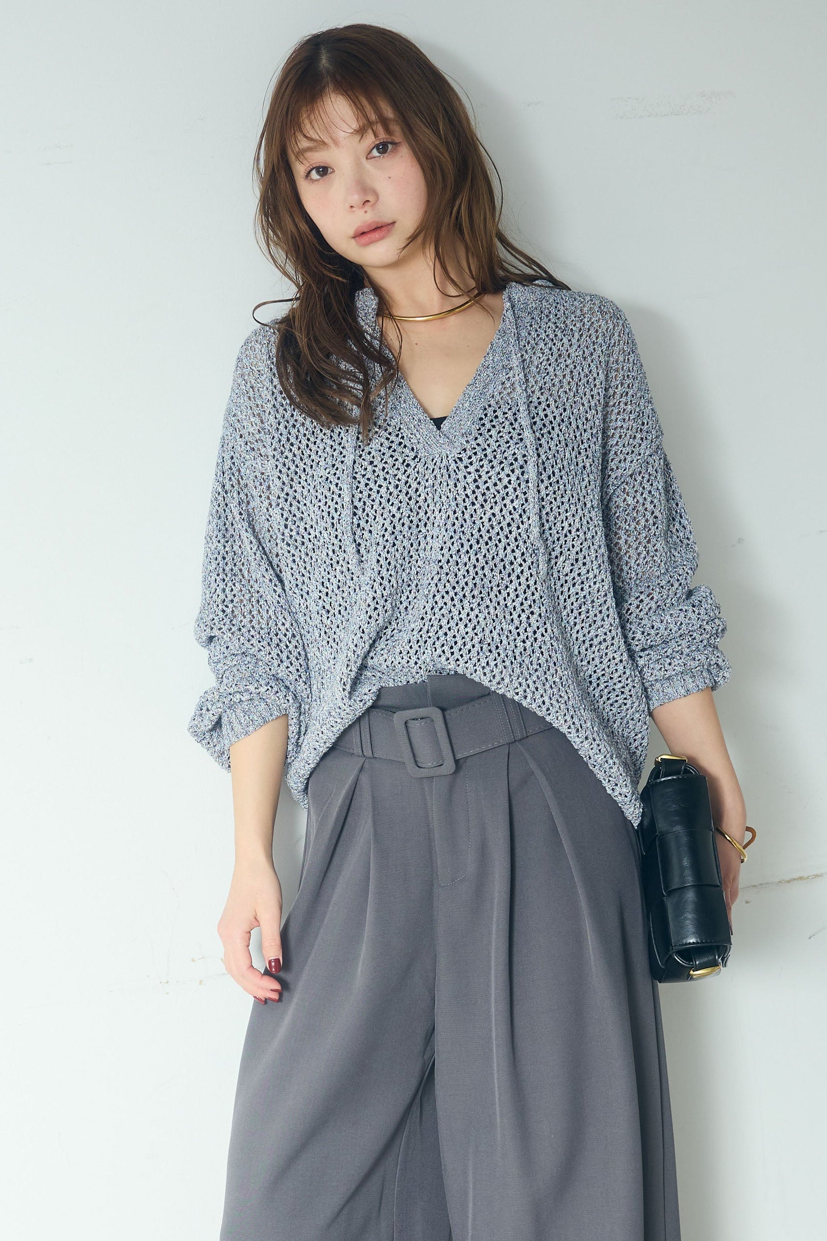 即納】ミックスメッシュキーネックプルオーバー – ESICA