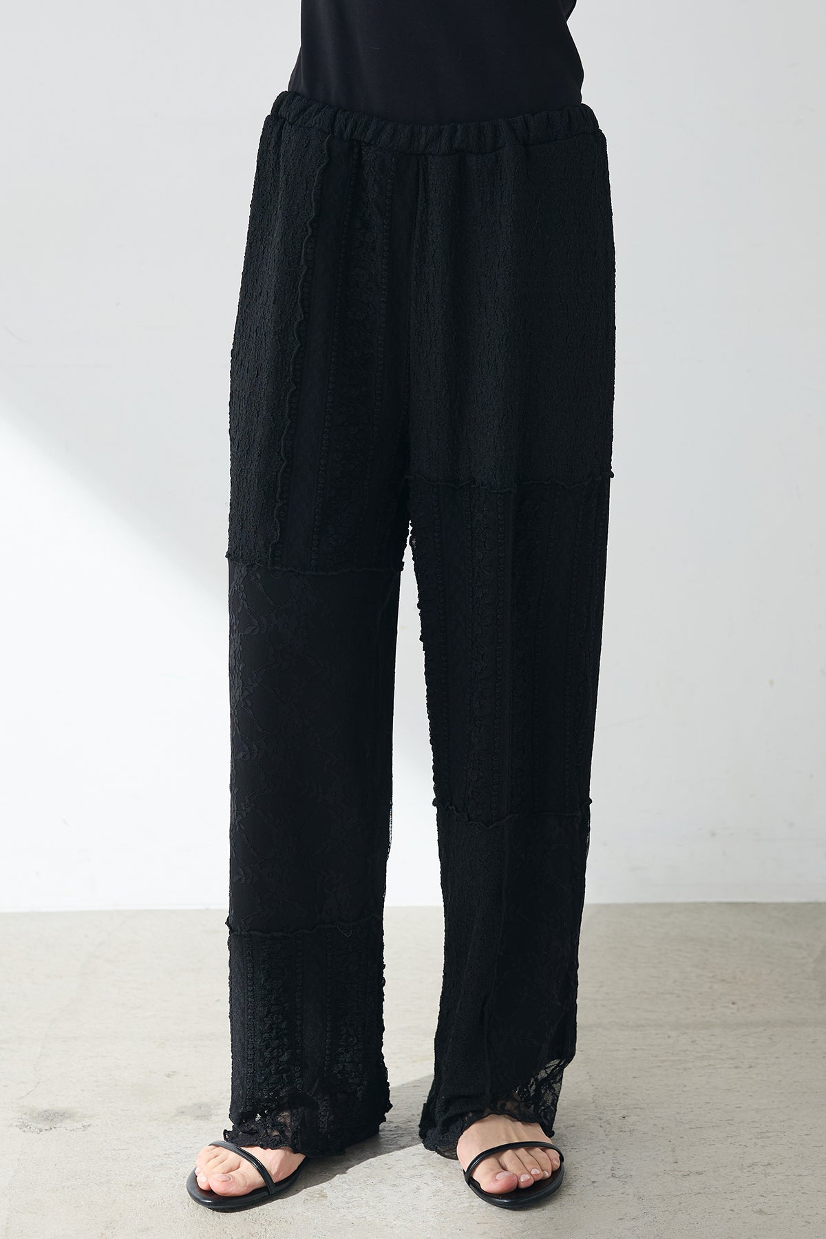 パッチワークレースパンツ　todayful ブラック　36 パッチワークレースパンツ todayful ブラック 36 TODAYFUL