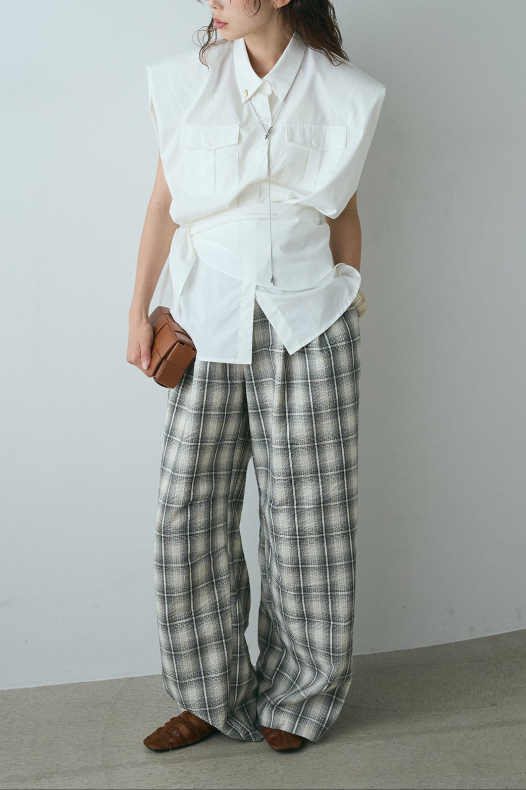 [SET]ウエスト巻きノースリーブシャツ+タータンチェックワイドパンツ(2set)