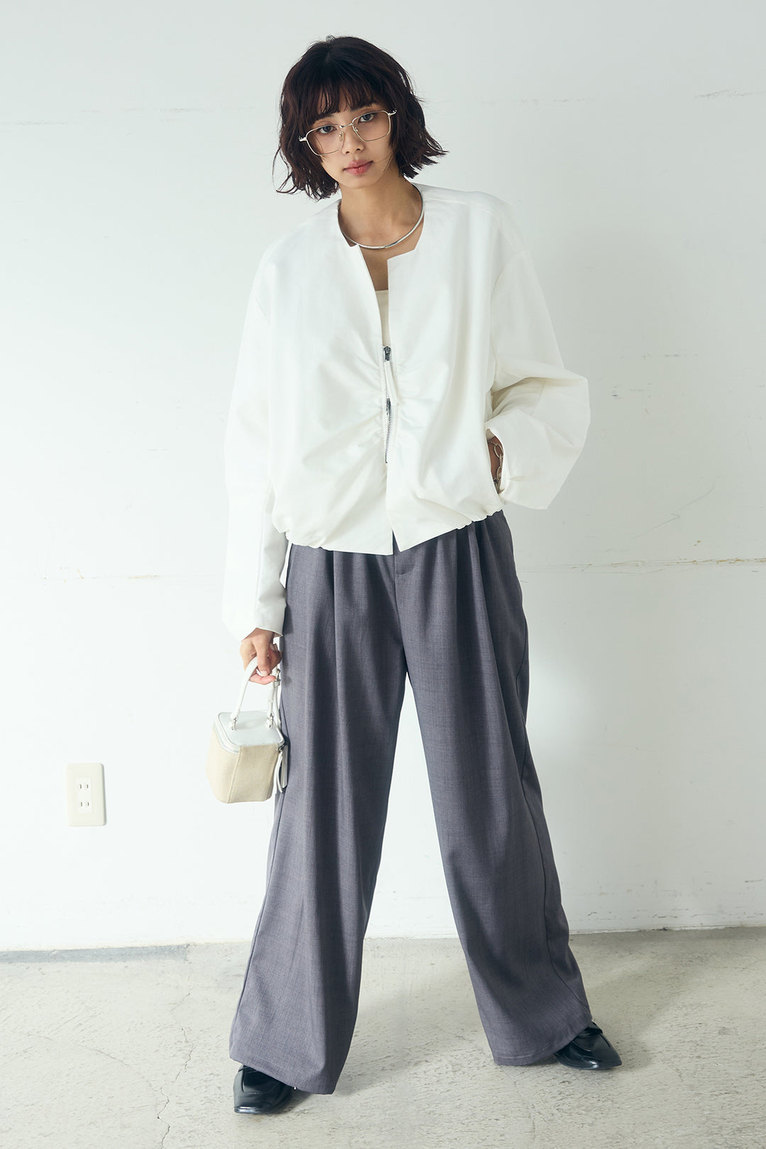 [SET]ノーカラーフロントギャザージップアウター+ツイルメニータックパンツ(2set)