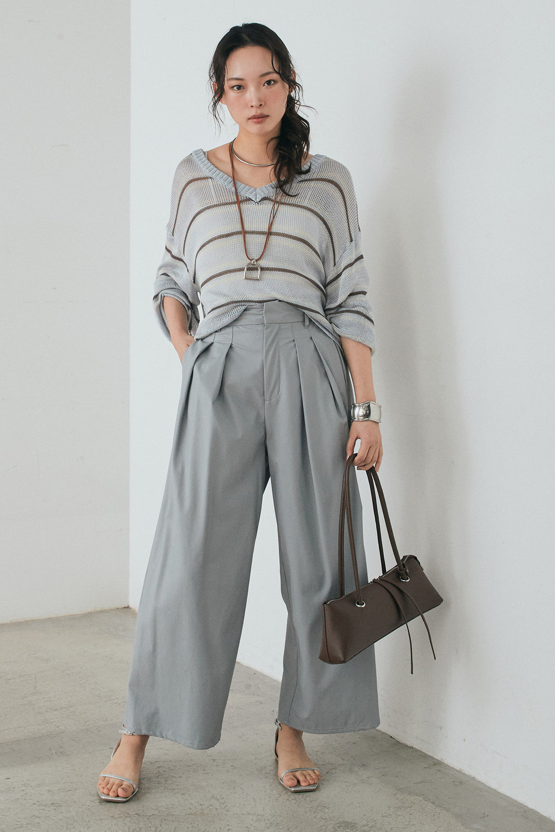 [SET]綿タッチVネックボーダートップス+ウォッシャブルエコレザータックパンツ(2set)