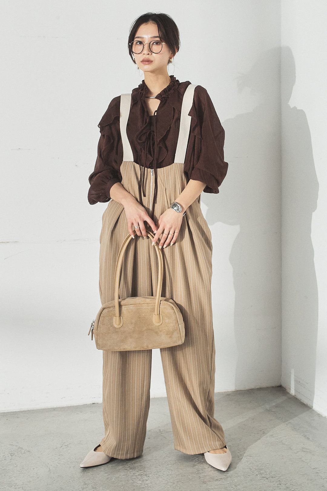 [SET]フロントリボンフリルブラウス+ピンストライプツータックサロペット(2set)