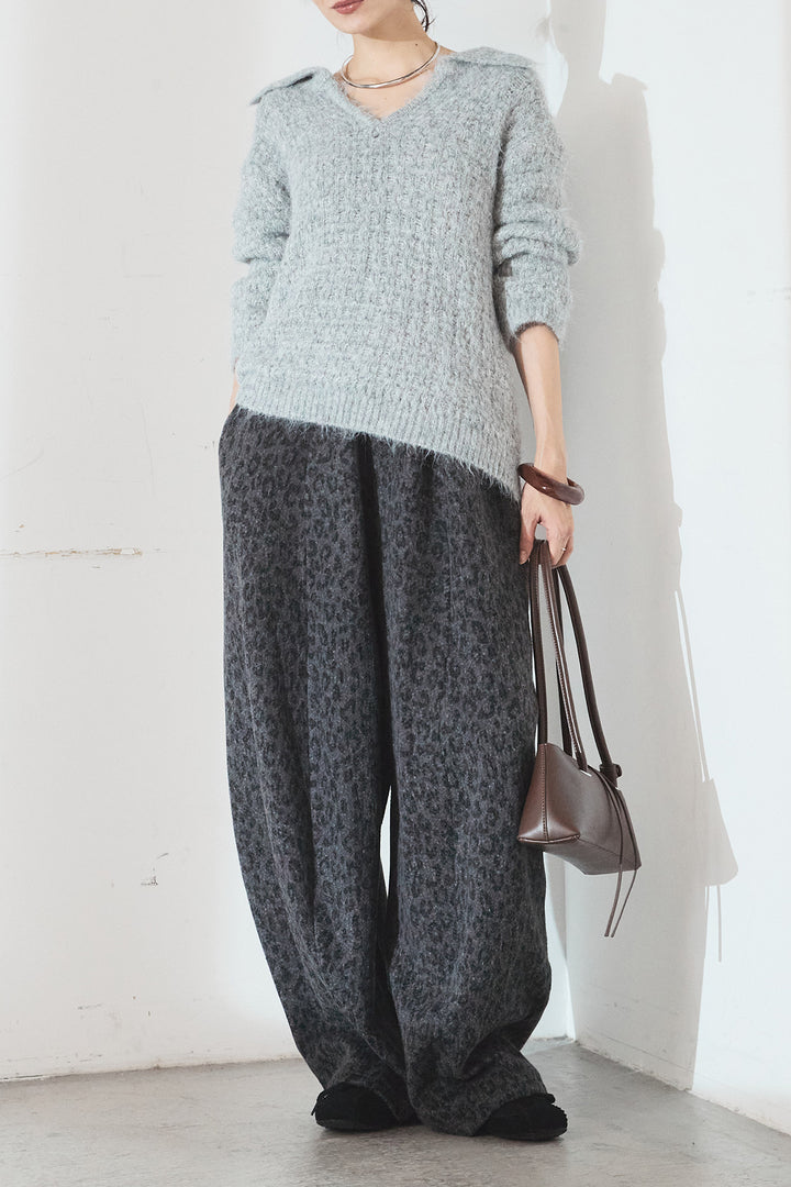 [SET]襟付きVネックニットトップス+リラックスレオパード柄ワイドパンツ(2set)