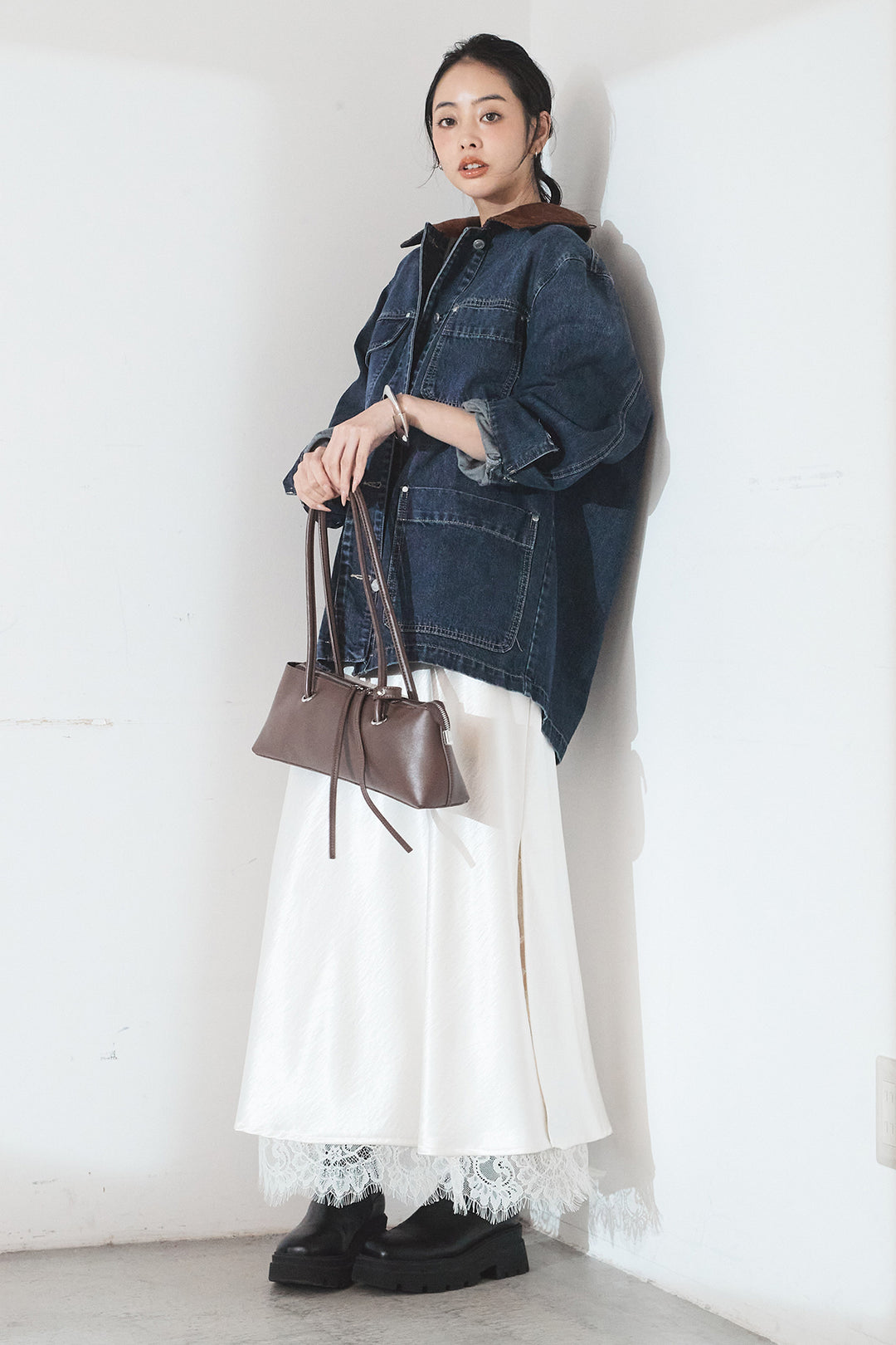 [SET]襟コーデュロイデニムカバーオール+裾レースデザインサテンスカート(2set)