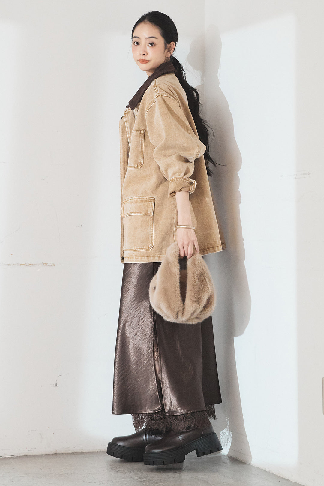 [SET]襟コーデュロイジップデニム調カバーオール+裾レースデザインサテンスカート(2set)