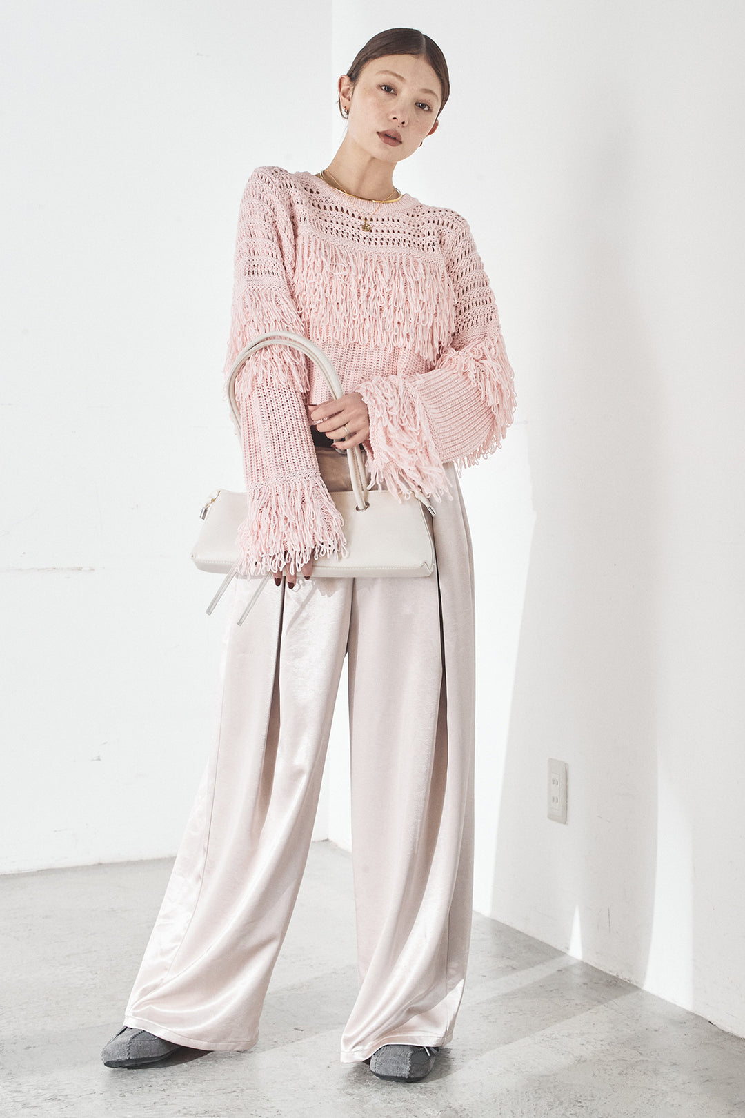 [SET]メッシュフリンジ切り替えプルオーバー+サテンタックワイドパンツ(2set)