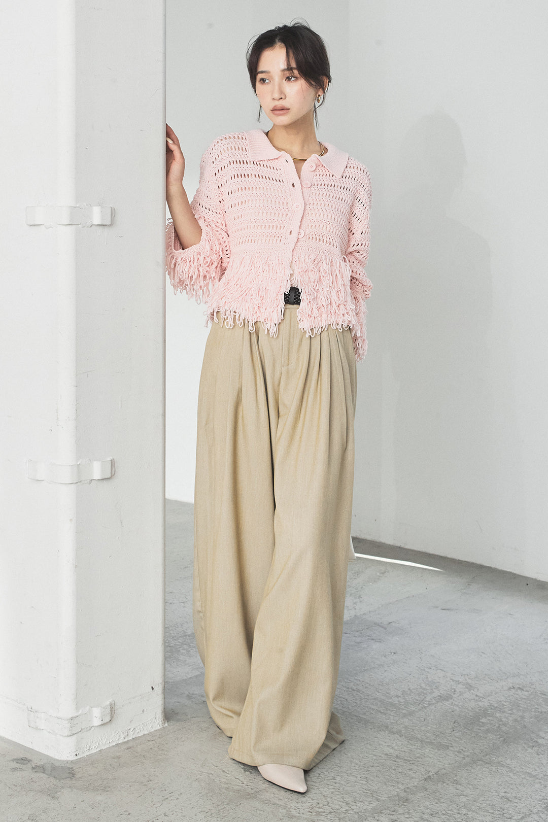 [SET]メッシュフリンジカーディガン+編みベルト付きウエストタックワイドパンツ(2set)