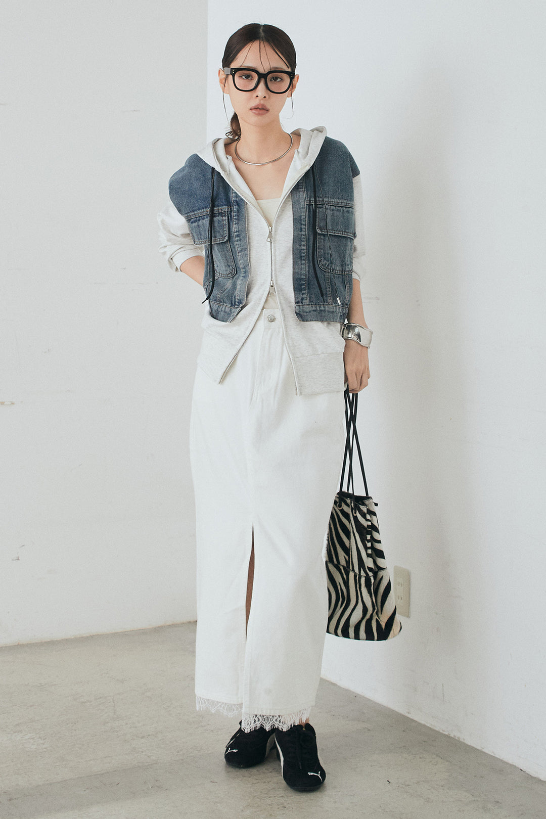 [SET]デニム切替ポンチダブルジップパーカー+裾レースデザインデニムスカート(2set)