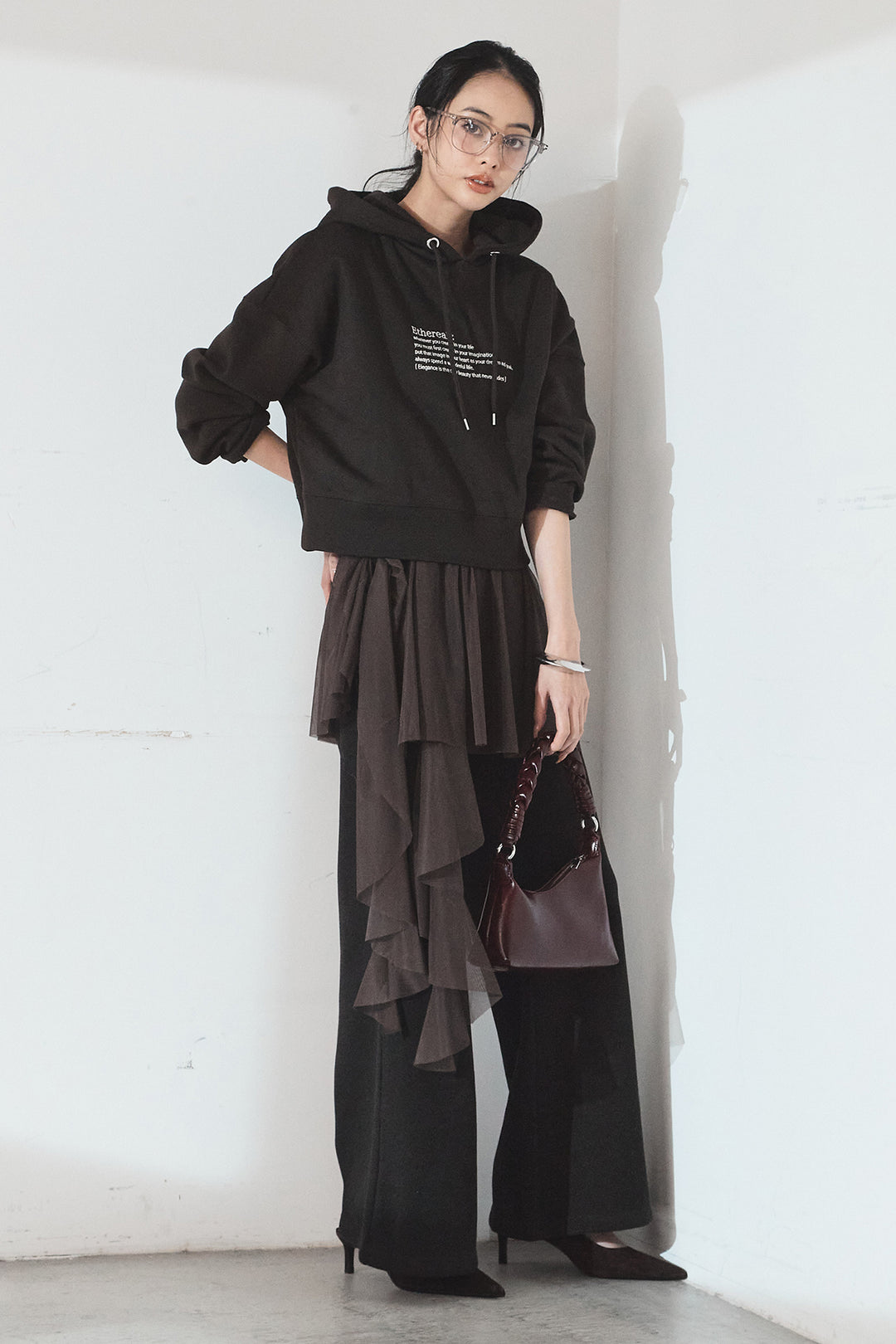 [SET]裏起毛レタリング刺繍フーディショートプルオーバー+チュールレイヤードニットパンツ(2set)