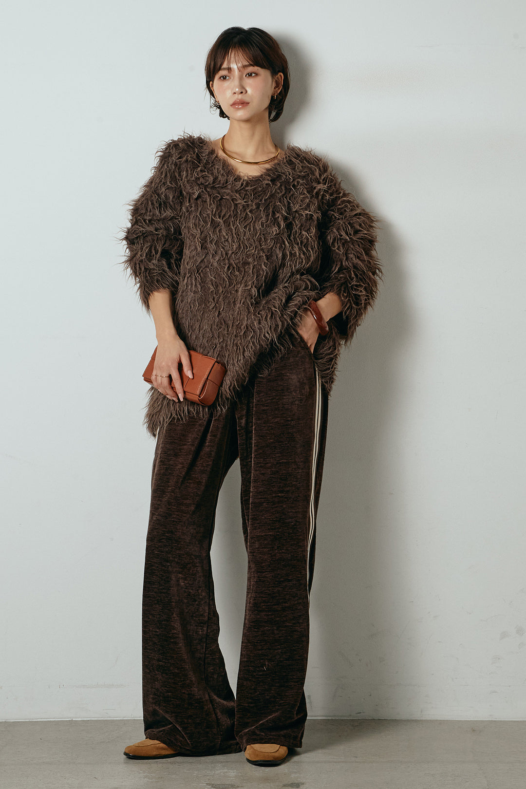 [SET]深Vネックシャギーニットトップス+リラックスサイドラインベロアワイドパンツ(2set)