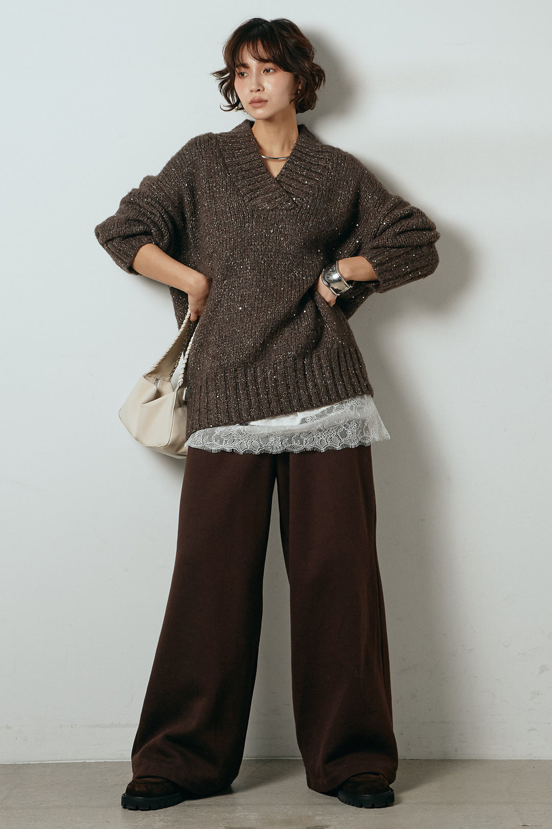 [SET]Vネックラメニットトップス+裏起毛スウェットワイドパンツ+レース切り替えキャミソール(3set)