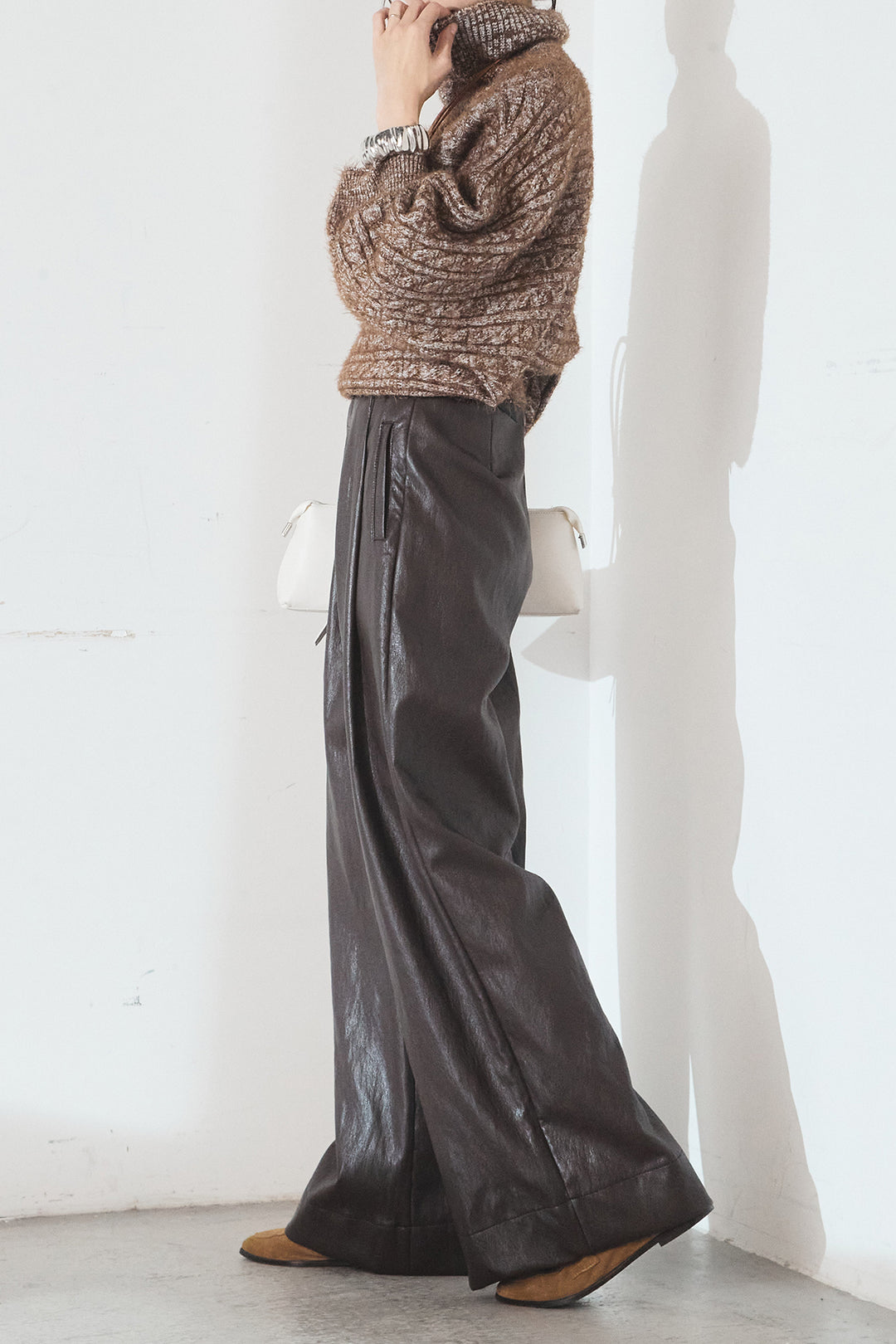 [SET]ミックス編みドルマンニットトップス+ベルト付きレザーライクタックパンツ(2set)