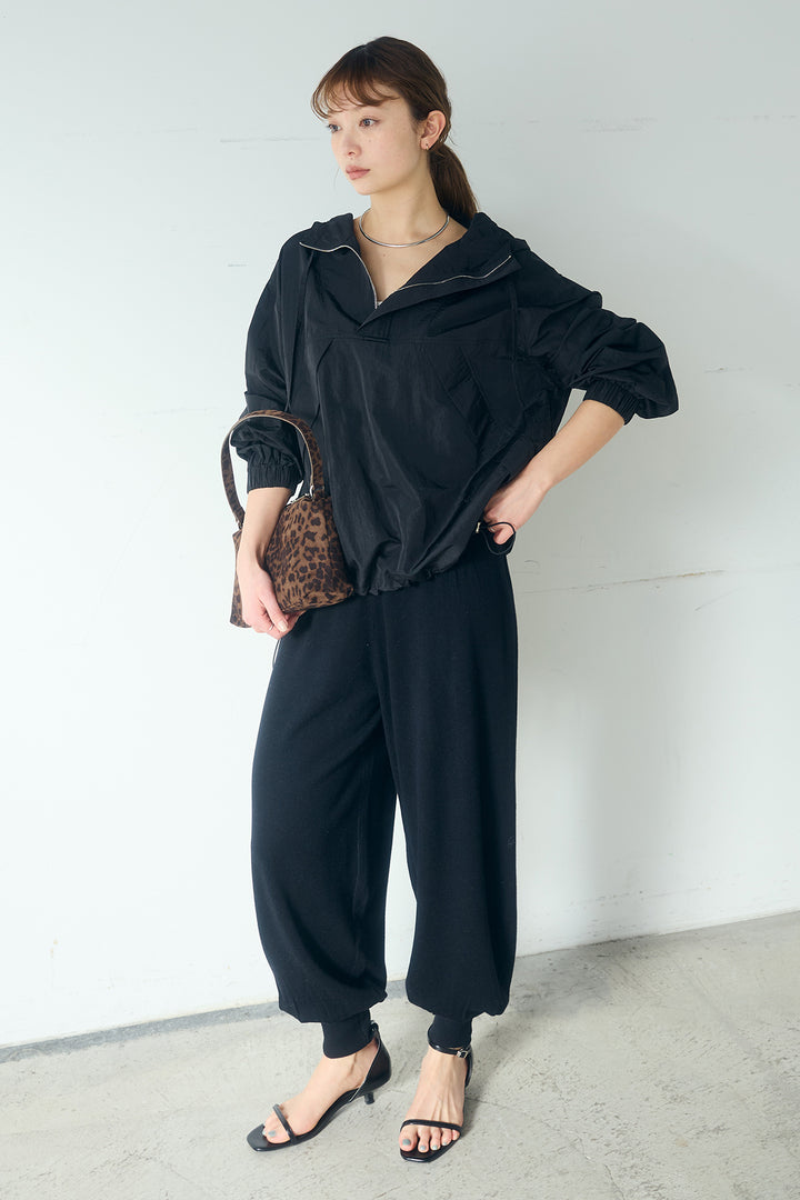 [SET]ナイロンフーディーブルゾンアウター+裾絞りリブニットパンツ(2set)