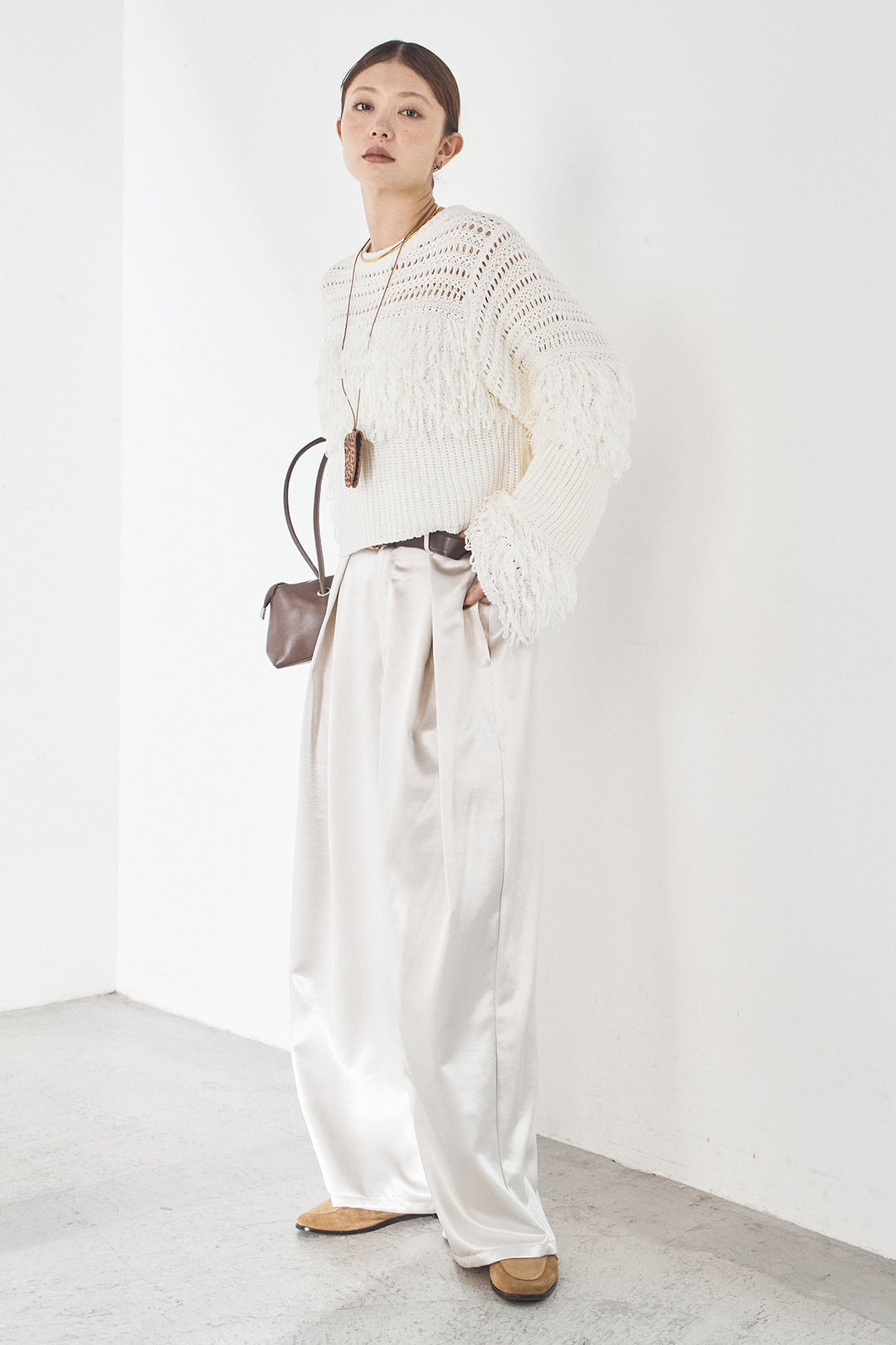 [SET]メッシュフリンジ切り替えプルオーバー+サテンタックワイドパンツ(2set)