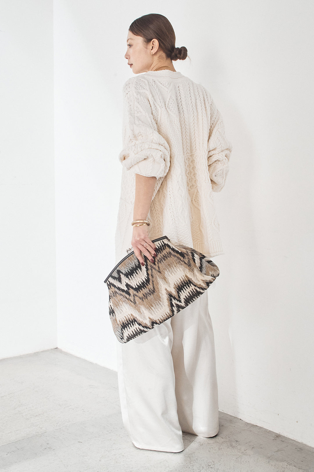 [SET]ケーブルVニットセーター+サテンタックワイドパンツ(2set)