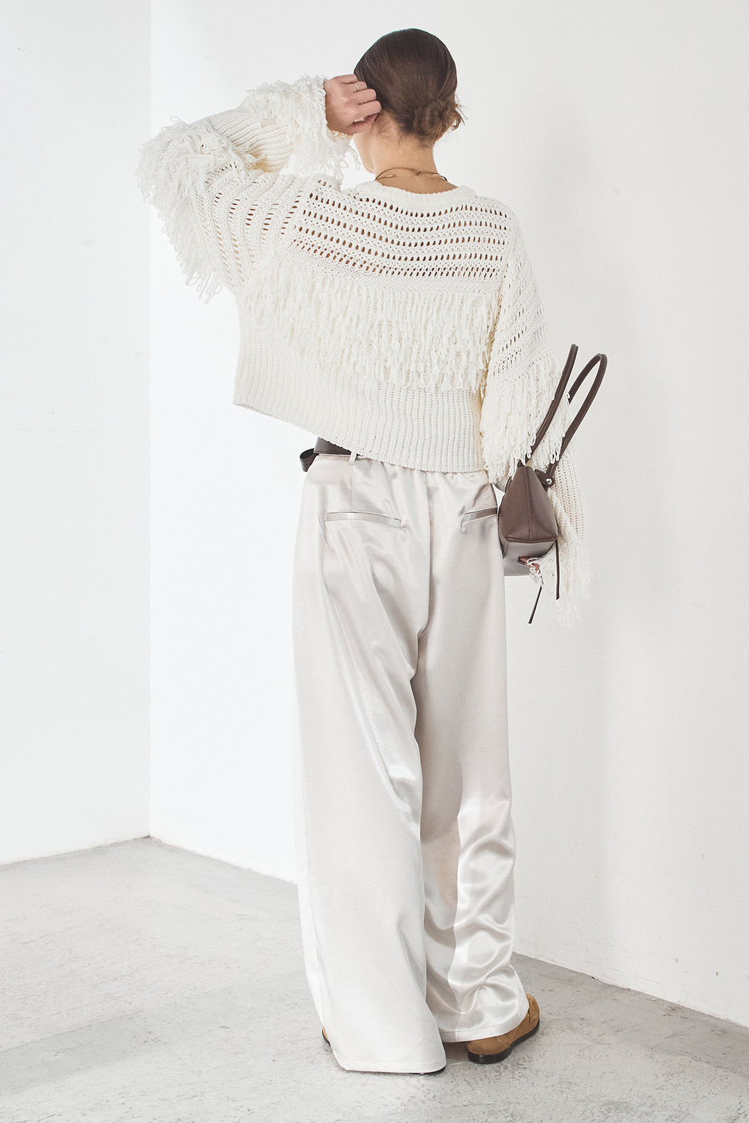 [SET]メッシュフリンジ切り替えプルオーバー+サテンタックワイドパンツ(2set)