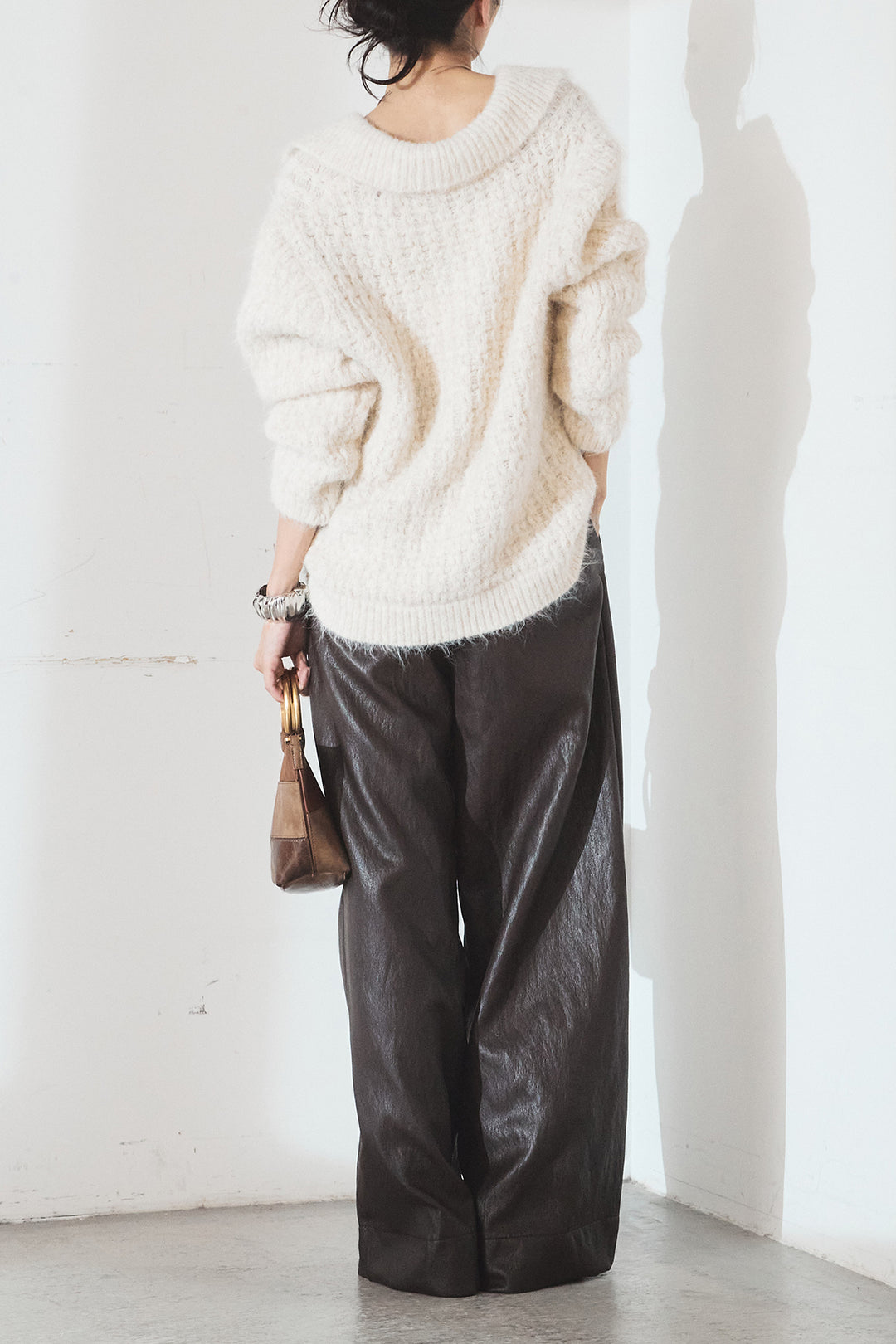 [SET]襟付きVネックニットトップス+ベルト付きレザーライクタックパンツ(2set)