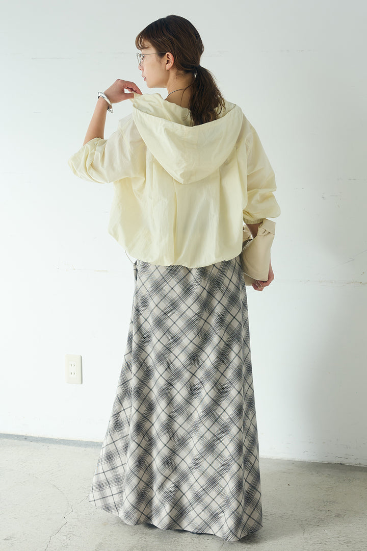 [SET]ナイロンフーディーブルゾンアウター+タータンチェック柄フロントデザインスカート(2set)