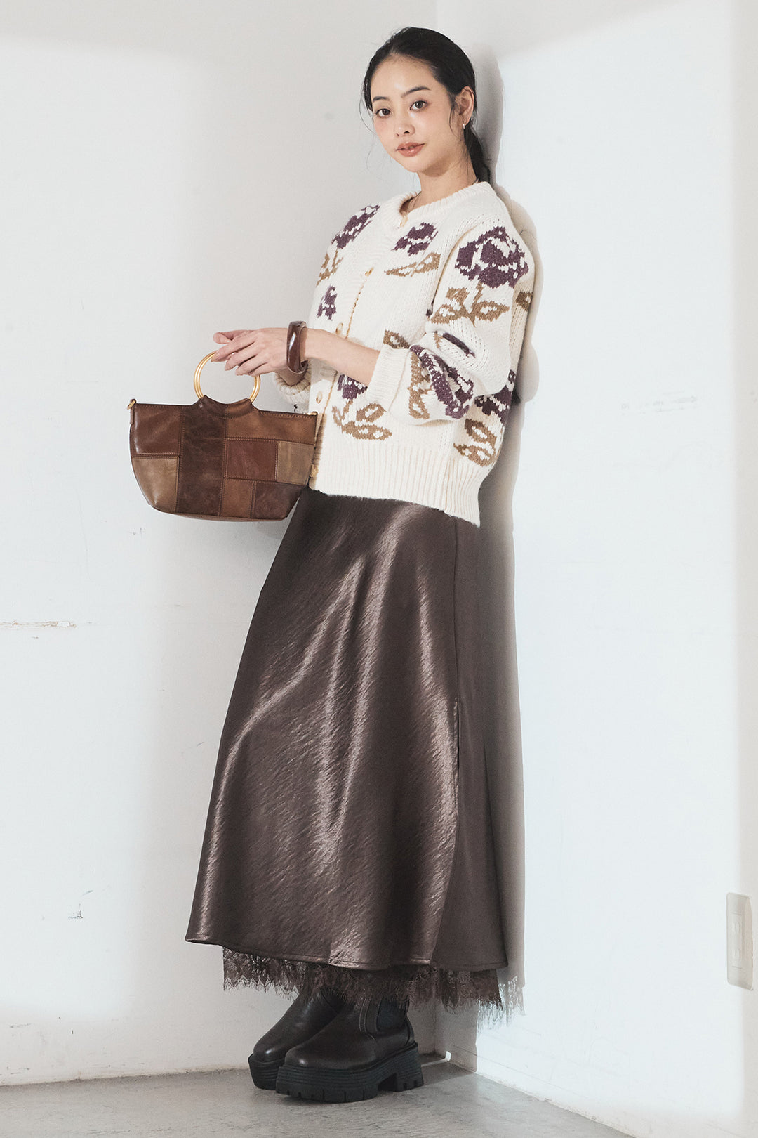 [SET]花柄ジャガードニットカーディガン+裾レースデザインサテンスカート(2set)