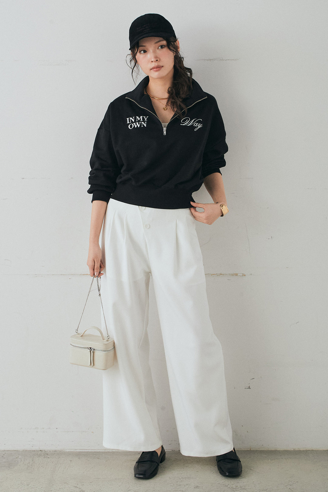 [SET]裏毛ロゴ刺繍ハーフZIPスウェット+斜めボタンタック入りスラックス(2set)