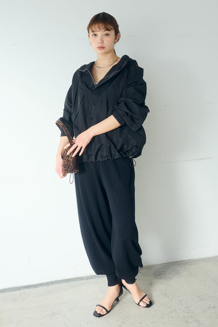 [SET]ナイロンフーディーブルゾンアウター+裾絞りリブニットパンツ(2set)