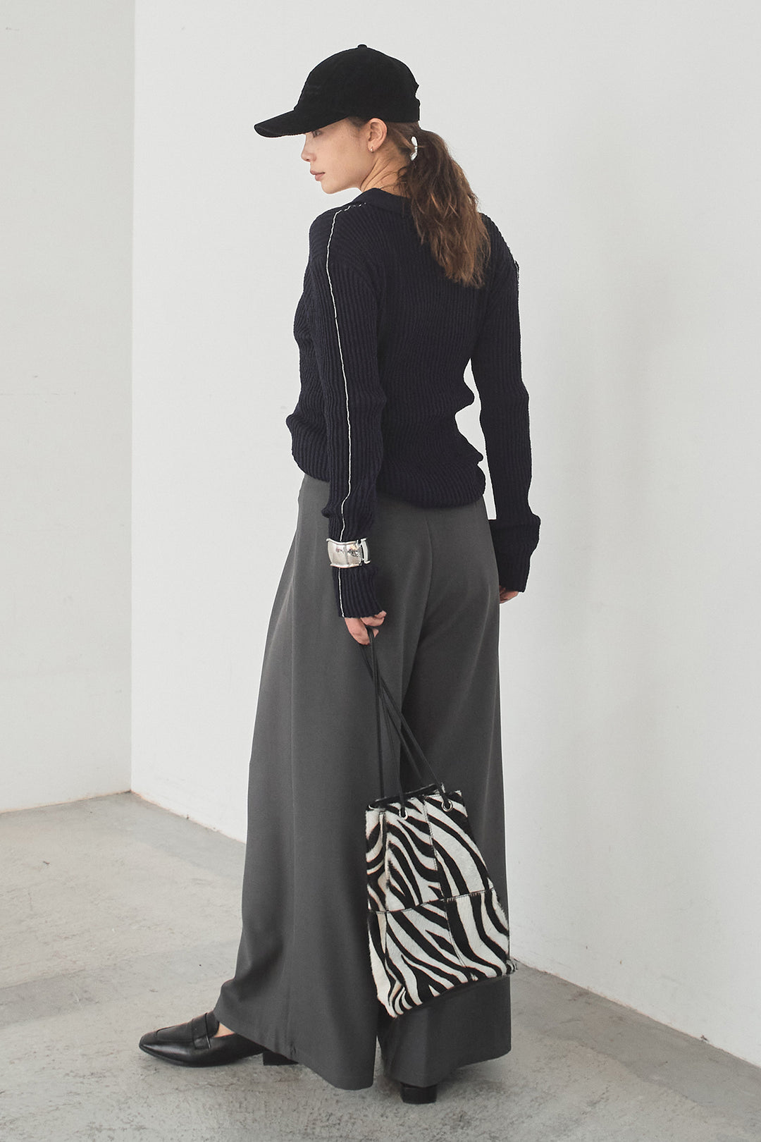 [SET]衿付きニットプルオーバー+ベルト付きツータックワイドパンツ(2set)