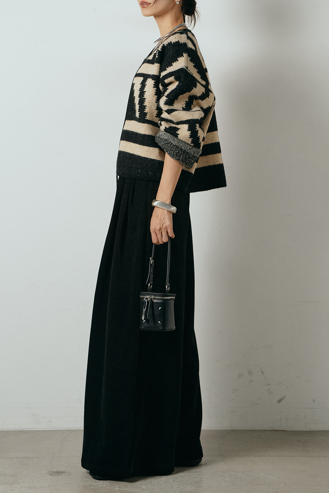 [SET]ノーカラー幾何学模様アウター+ベルトループコーデュロイワイドパンツ(2set)