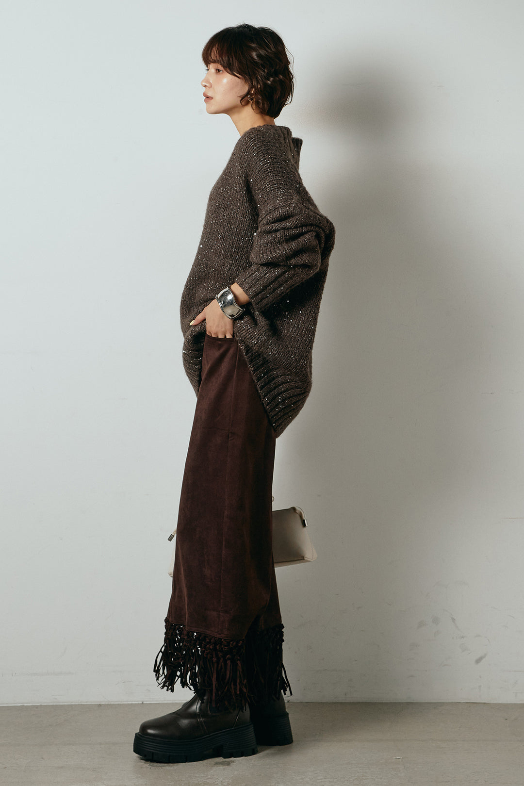 [SET]Vネックラメニットトップス+スウェードライク裾フリンジスカート(2set)