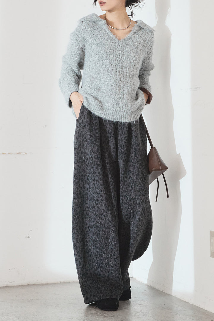 [SET]襟付きVネックニットトップス+リラックスレオパード柄ワイドパンツ(2set)