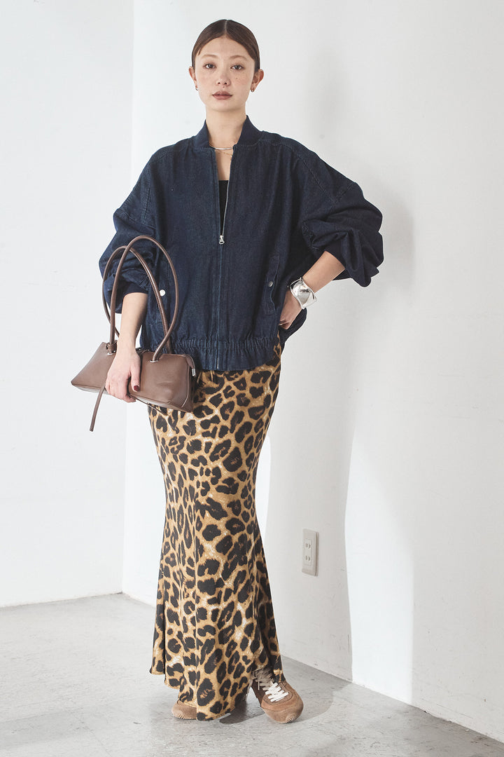 [SET]袖シャーリング裾フリルデニムブルゾン+レオパードサテンナロースカート(2set)