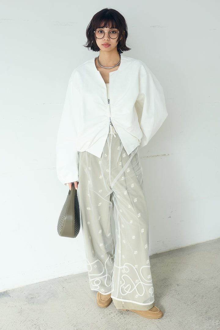 [SET]ノーカラーフロントギャザージップアウター+花柄刺繍ツイルタックパンツ+ニュアンスウェーブ刺繍シアーチュールパンツ(3set)