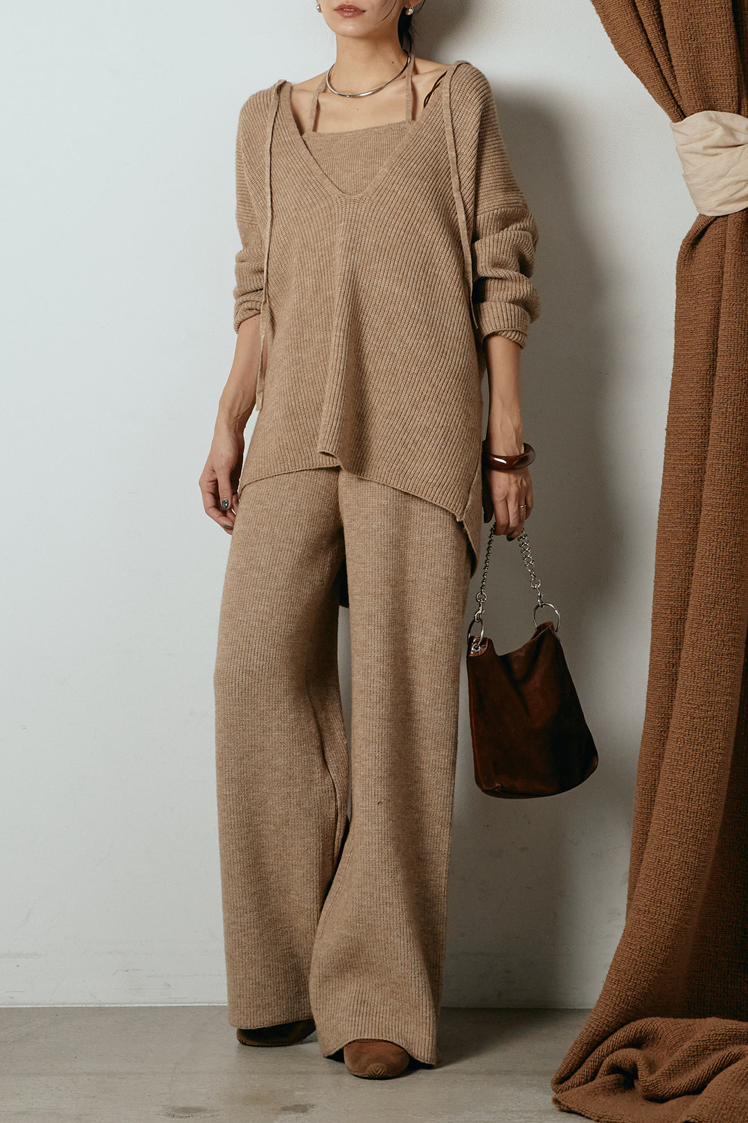 [SET]ホルターネックケーブルニットSETUP