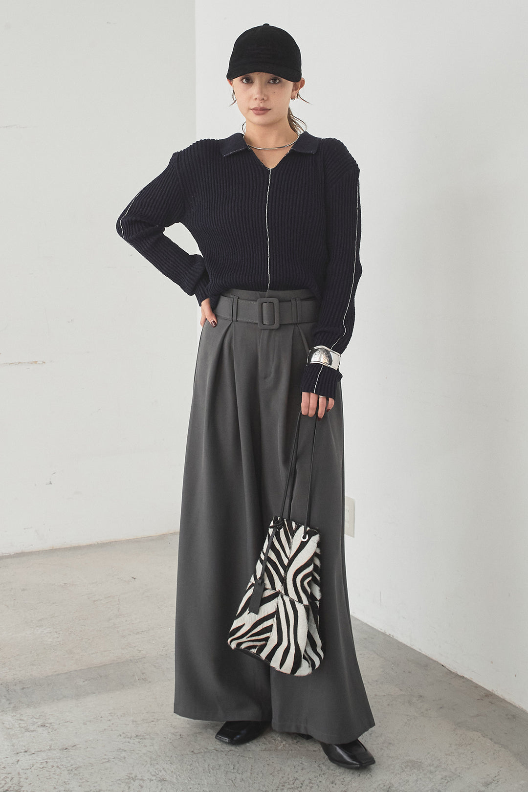 [SET]衿付きニットプルオーバー+ベルト付きツータックワイドパンツ(2set)