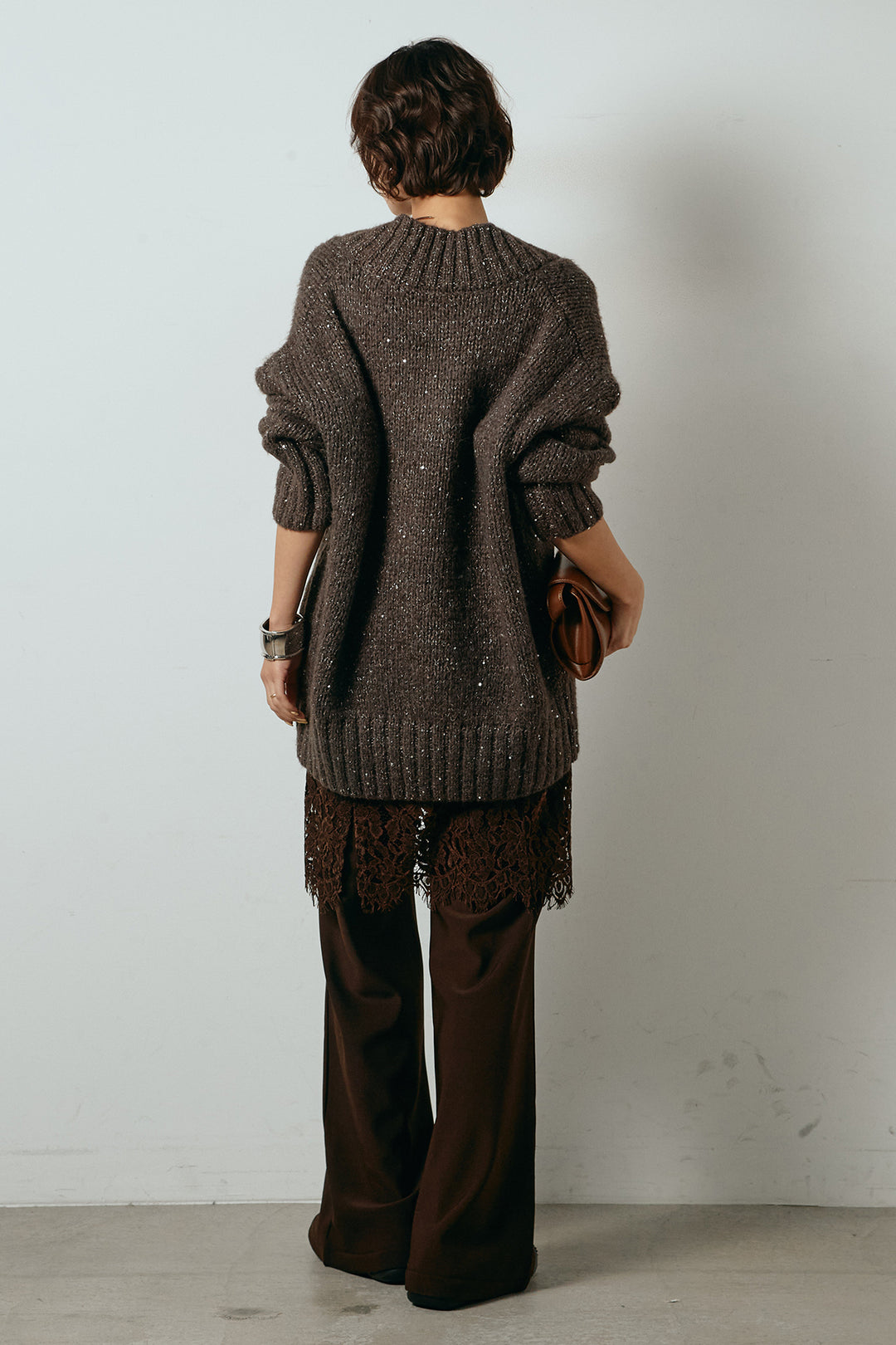 [SET]Vネックラメニットトップス+レース刺繍レイヤードフレアパンツ(2set)