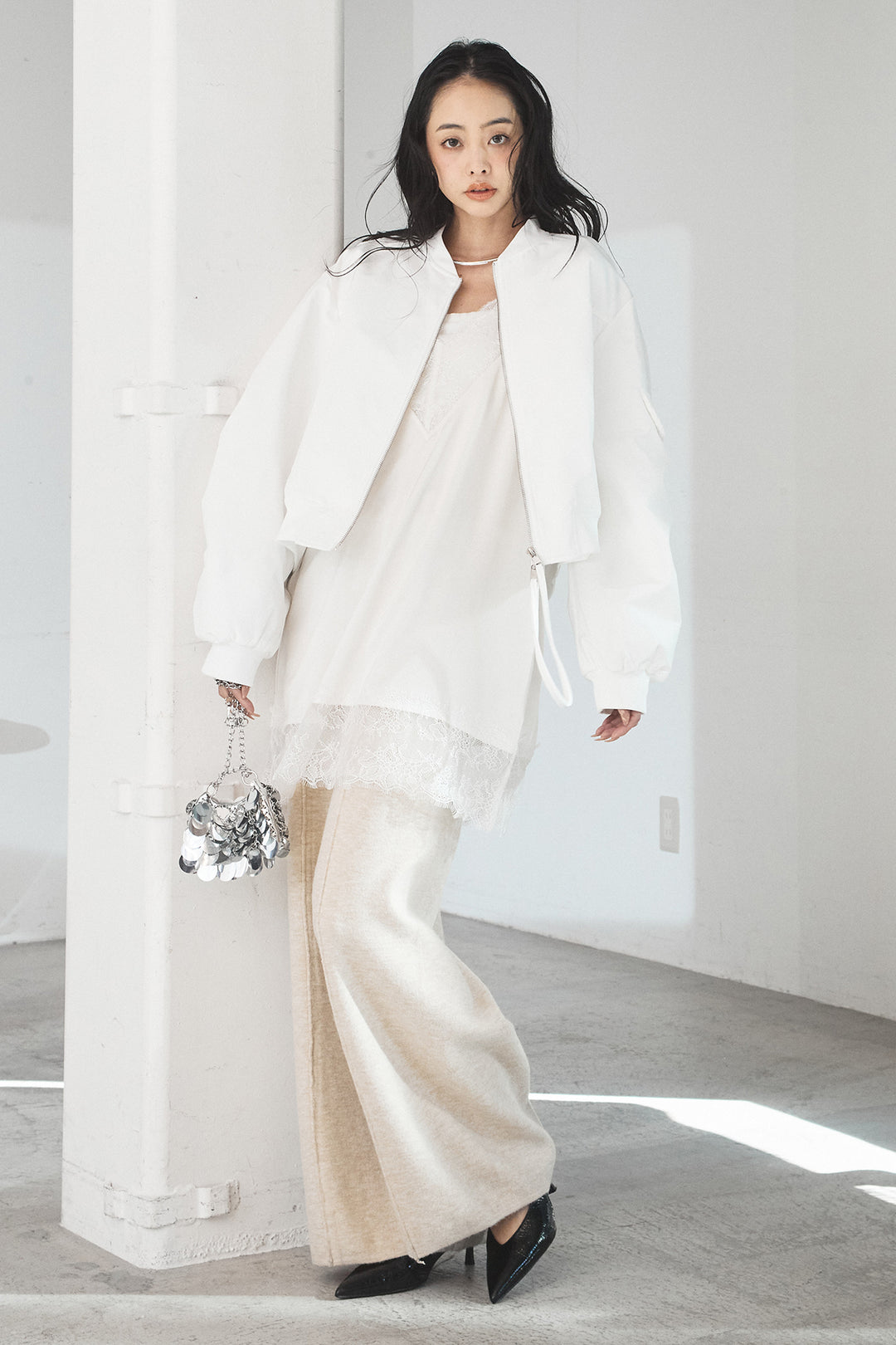 [SET]袖ギャザーデザインブルゾン+レース切り替えキャミソール+センターラインニットパンツ(3set)