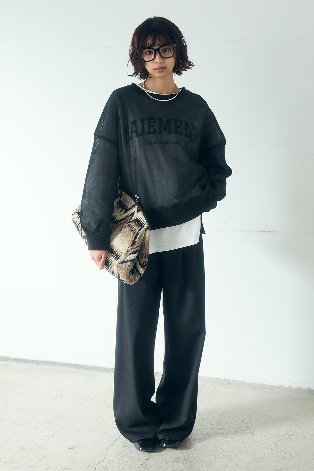 [SET]クリアダンボールプルオーバー+斜めボタンタック入りスラックス+フロントロゴビッグプルオーバー(3set)