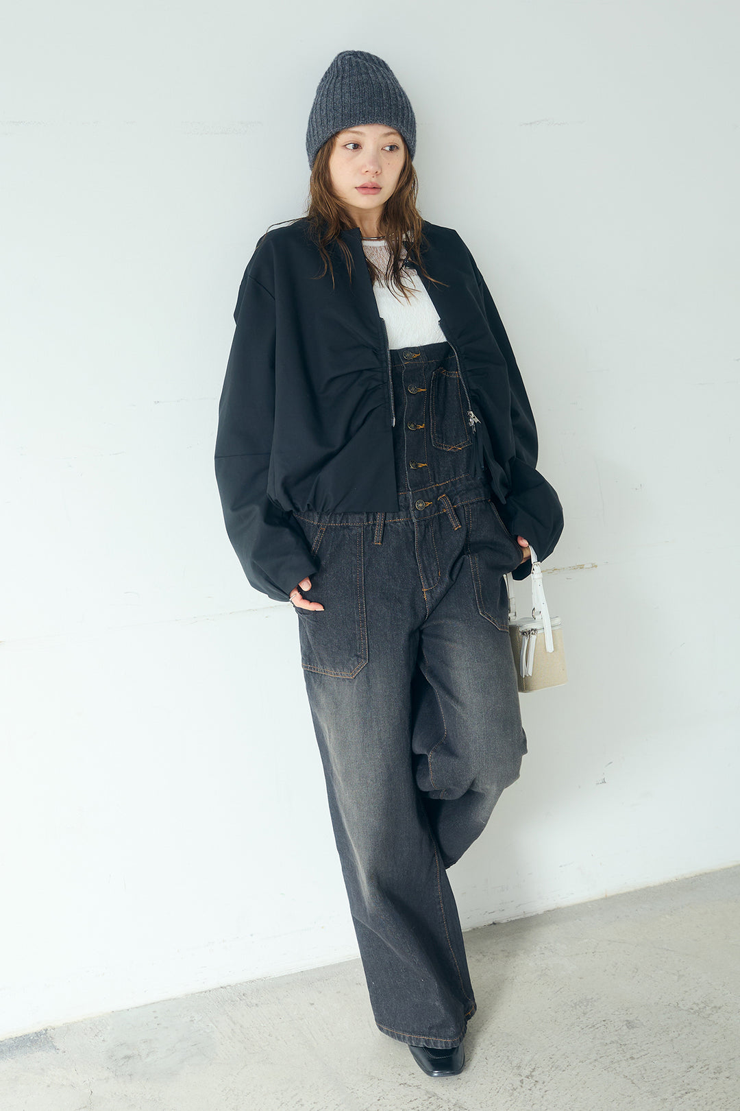 [SET]ノーカラーフロントギャザージップアウター+デニムサロペットワイドパンツ(2set)