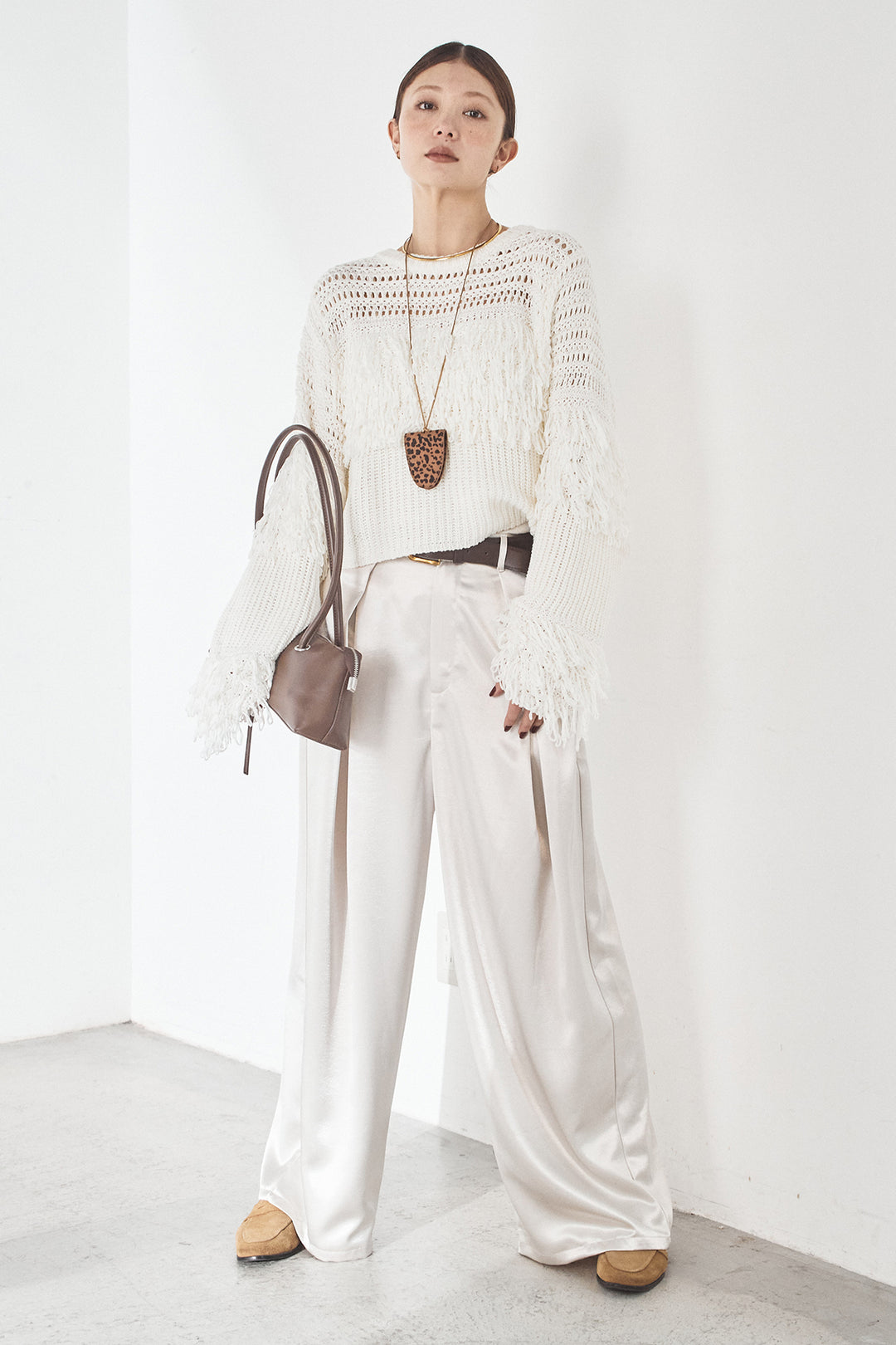 [SET]メッシュフリンジ切り替えプルオーバー+サテンタックワイドパンツ(2set)