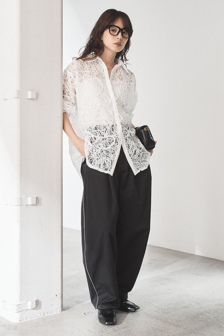 [SET]刺繍レースオーバーサイズシャツ+合繊ツイルパイピングタックカーブパンツ(2set)