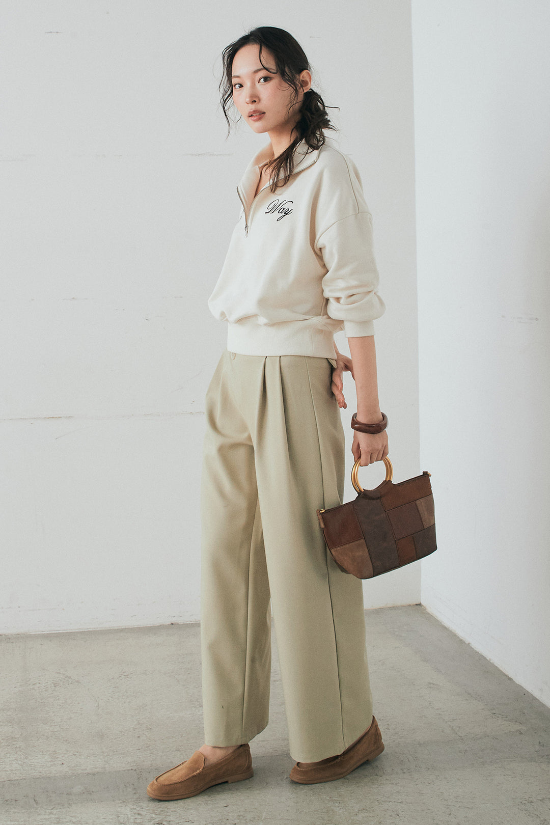 [SET]裏毛ロゴ刺繍ハーフZIPスウェット+斜めボタンタック入りスラックス(2set)