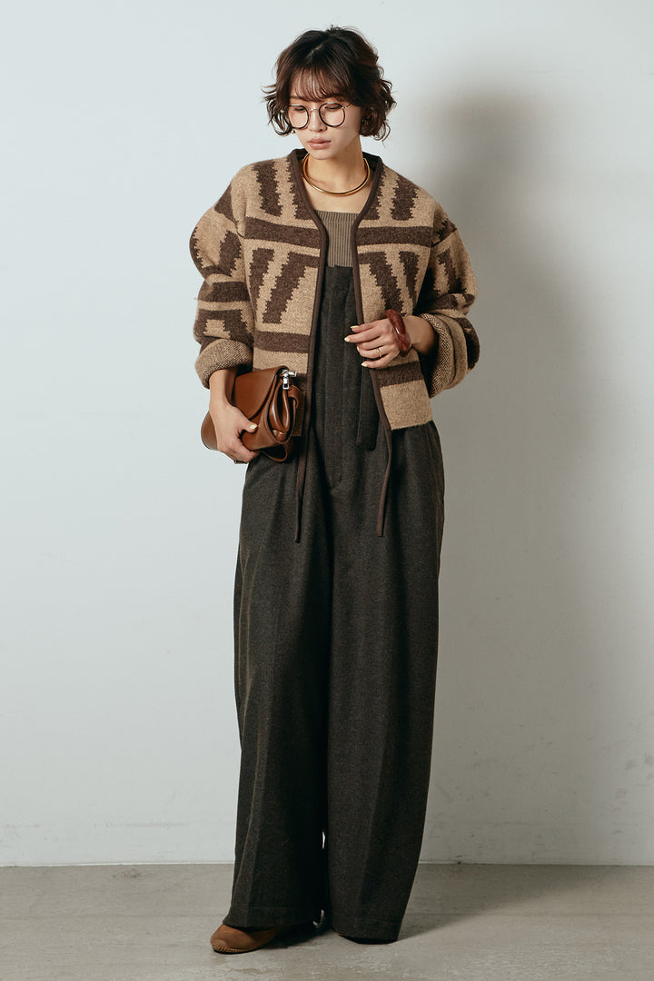 [SET]ノーカラー幾何学模様アウター+ウール混フランネルワイドサロペット(2set)