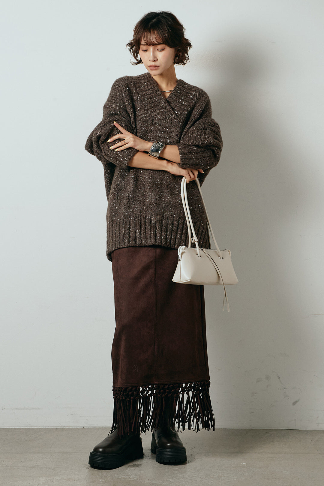 [SET]Vネックラメニットトップス+スウェードライク裾フリンジスカート(2set)