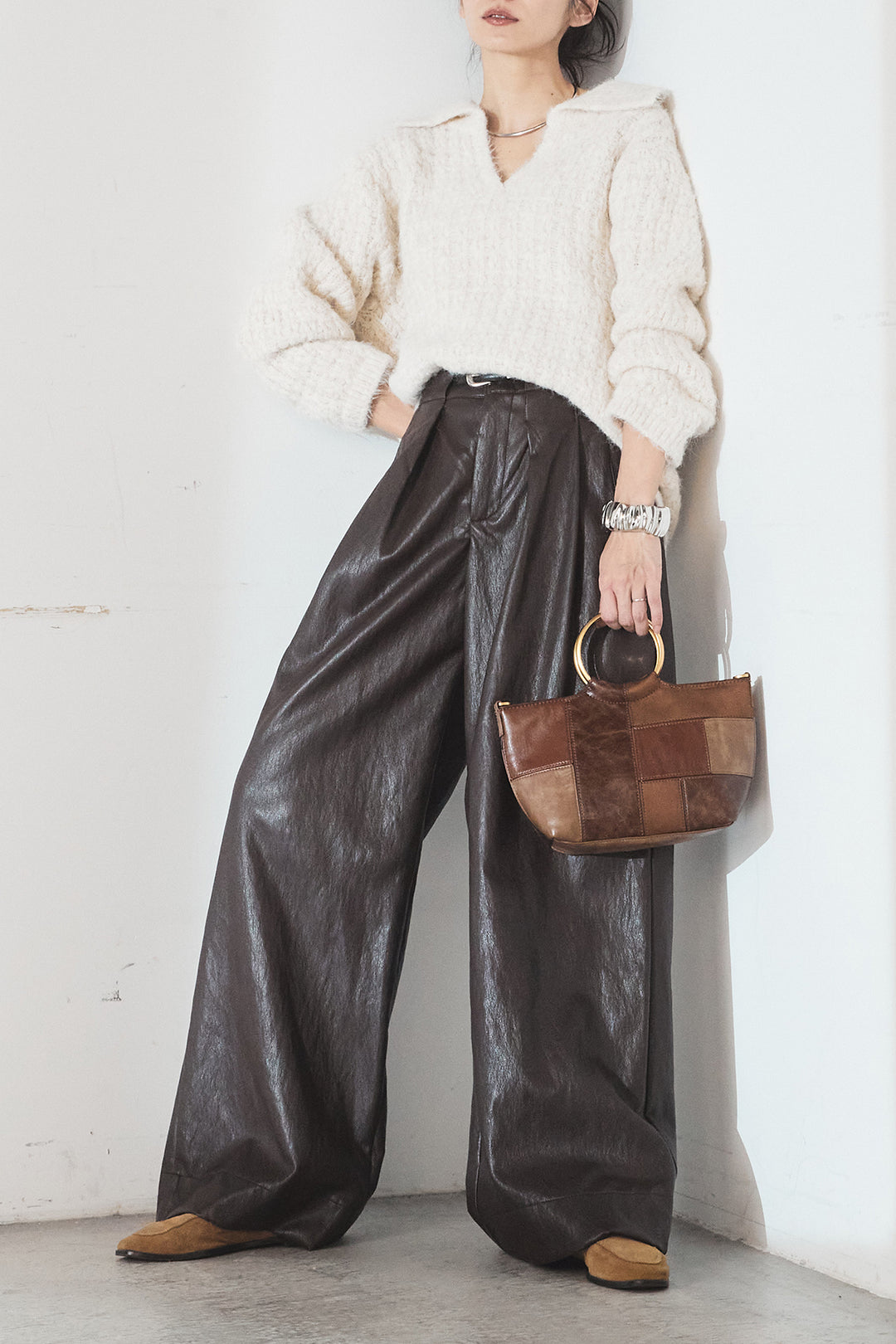 [SET]襟付きVネックニットトップス+ベルト付きレザーライクタックパンツ(2set)