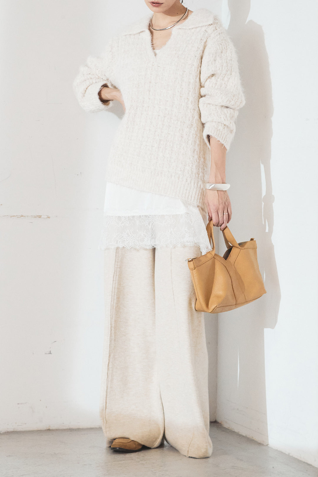 [SET]襟付きVネックニットトップス+レース切り替えキャミソール(2set)