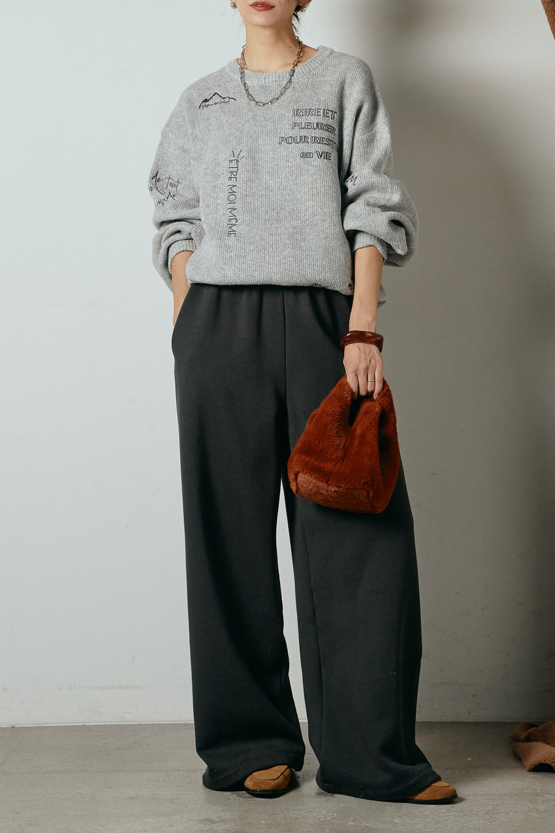 [SET]刺繍ロゴランダムデザインニットトップス+裏起毛スウェットワイドパンツ(2set)