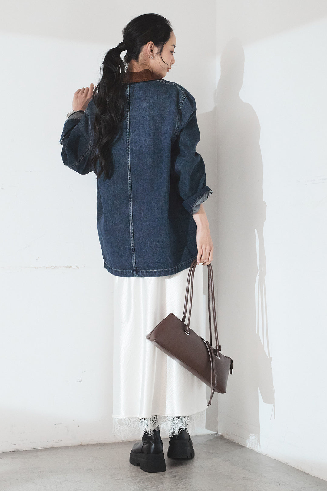 [SET]襟コーデュロイデニムカバーオール+裾レースデザインサテンスカート(2set)