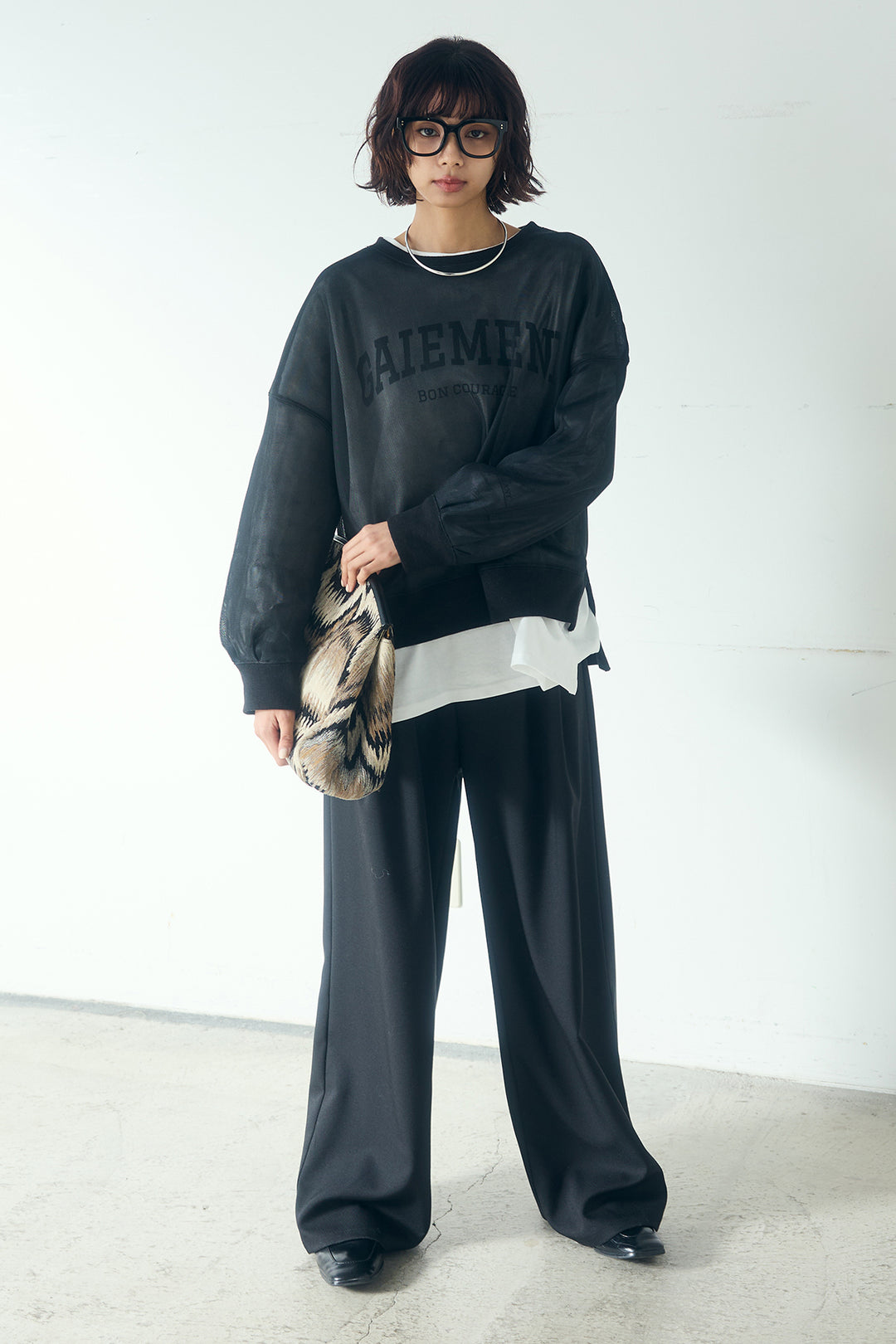 [SET]クリアダンボールプルオーバー+斜めボタンタック入りスラックス(2set)