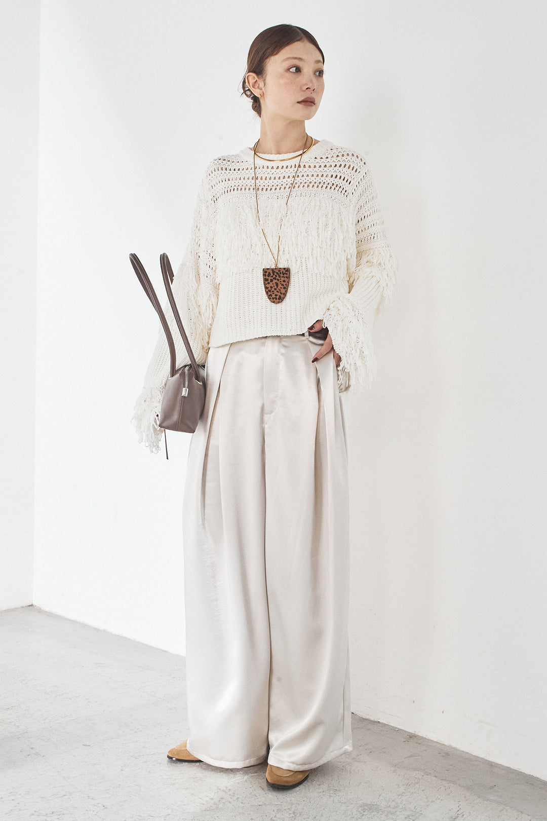 [SET]メッシュフリンジ切り替えプルオーバー+サテンタックワイドパンツ(2set)