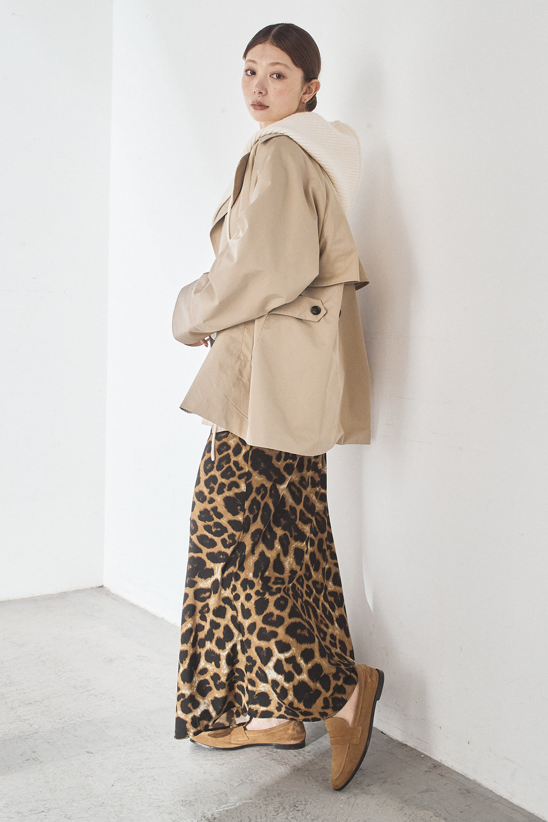[SET]ナイロントレンチコート+レオパードサテンナロースカート(2set)